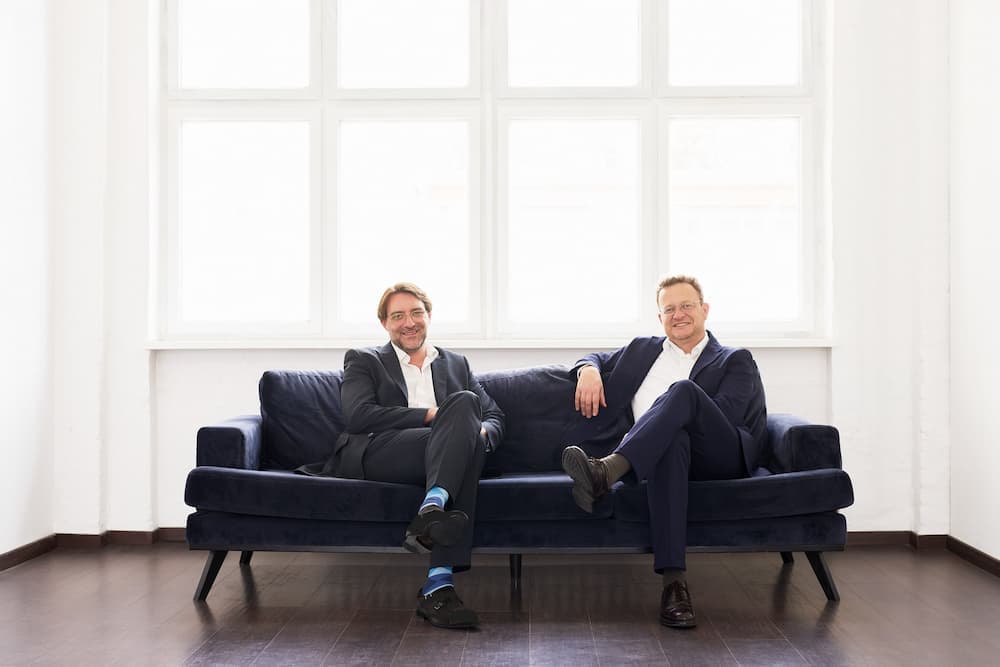 Geopolitikexperte Manuel Grubenbecher (links) und Reisesicherheitsexperte Friedrich Haas (rechts) sind die Geschäftsführer von AKE | SKABE.